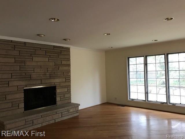 207 Lewiston Road Grosse Pointe Farms, MI 48236 - Photo 11 of 32