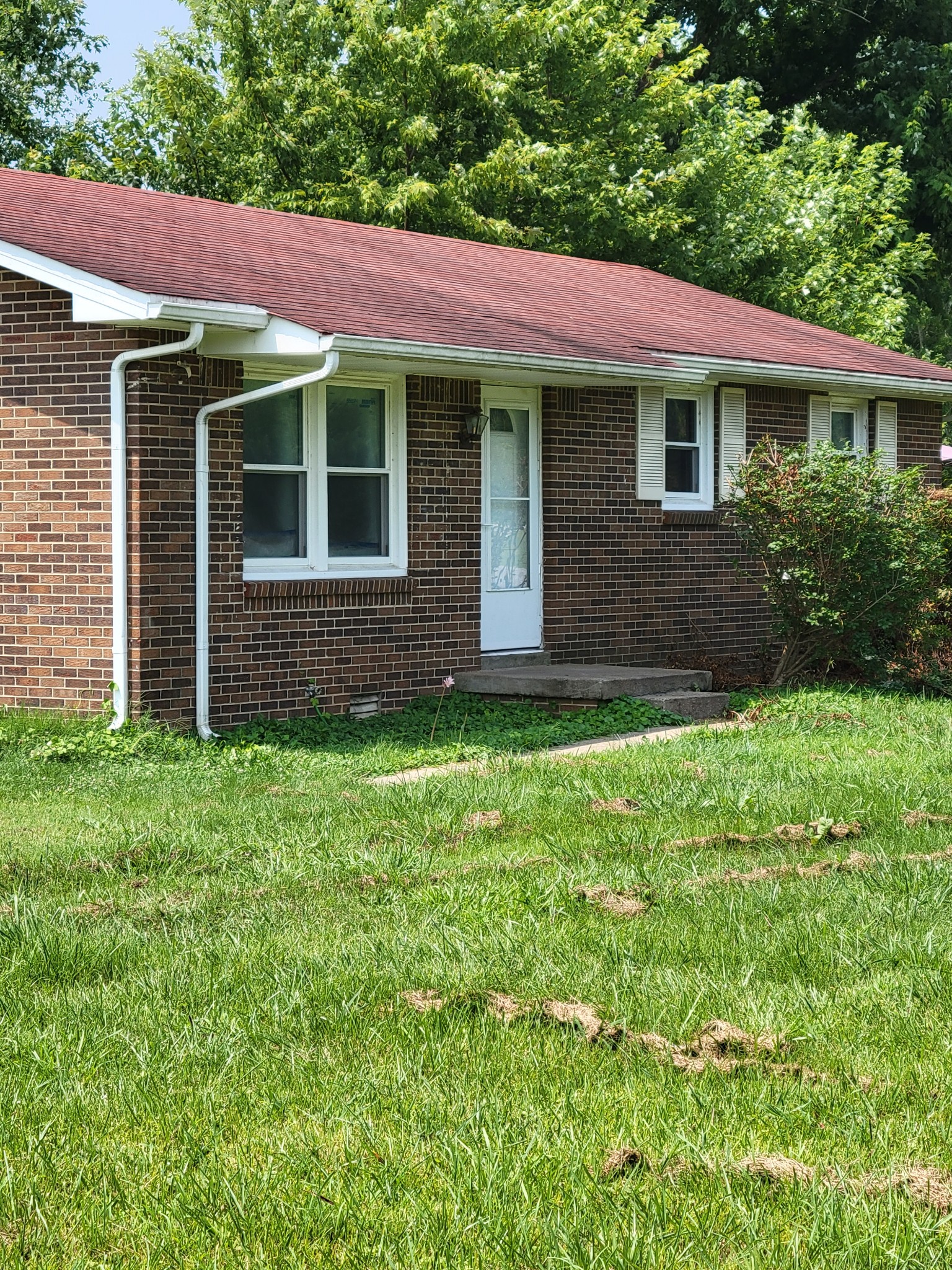 2542 Liverpool Road Indian Mound, TN 37079 - Photo 3 of 20 Gallery Image 3