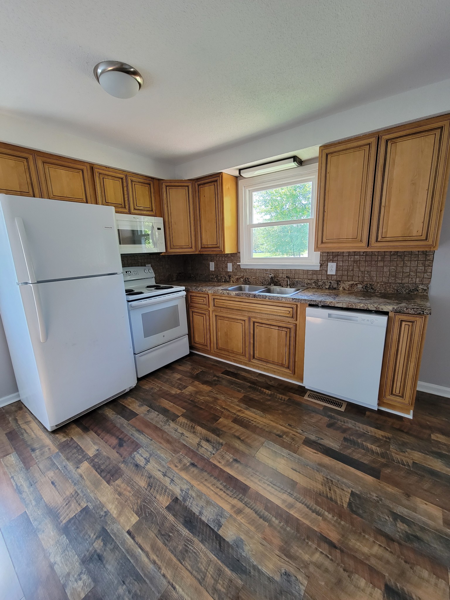 2542 Liverpool Road Indian Mound, TN 37079 - Photo 5 of 20 Gallery Image 5