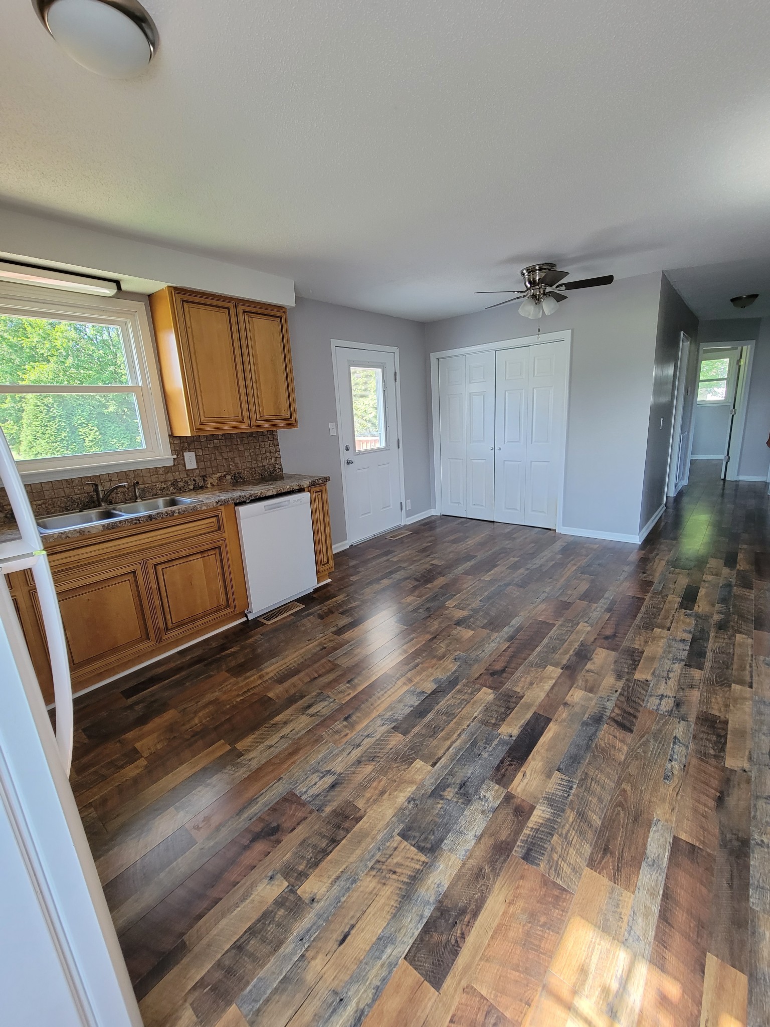 2542 Liverpool Road Indian Mound, TN 37079 - Photo 7 of 20 Gallery Image 7