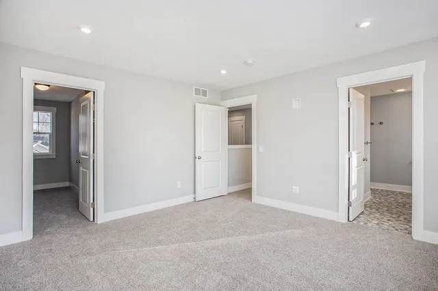 $430,000 | 2955 Norway Pne Drive Southeast, Kentwood, MI 49512