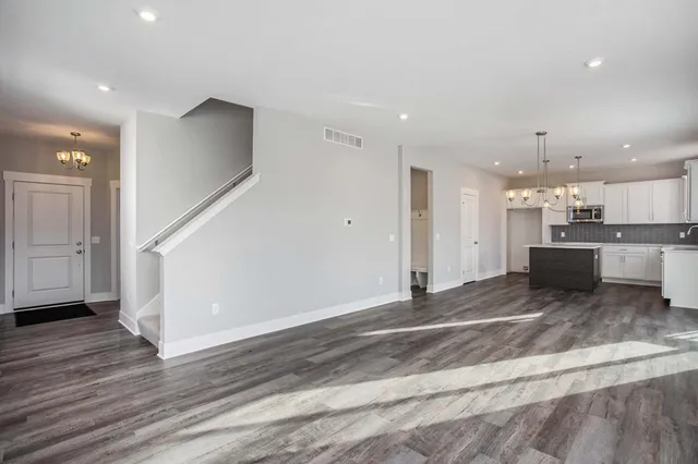 $430,000 | 2955 Norway Pne Drive Southeast, Kentwood, MI 49512