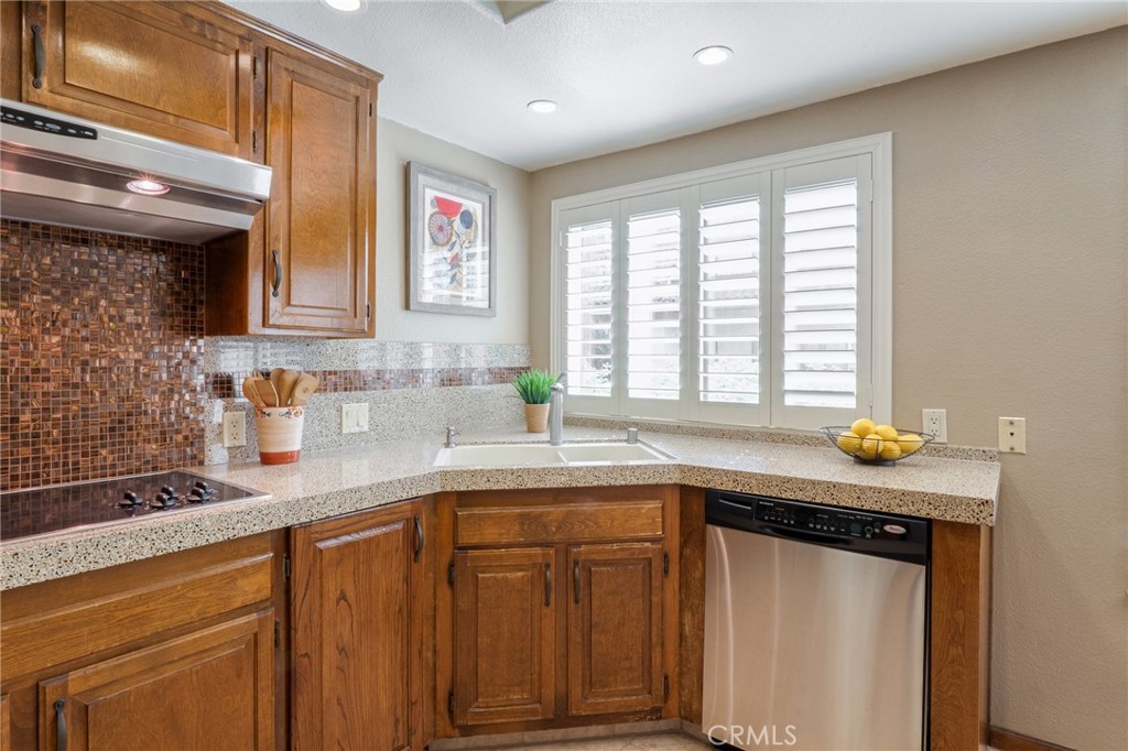 6272 Riviera Circle Long Beach, CA 90815 - Photo 17 of 52