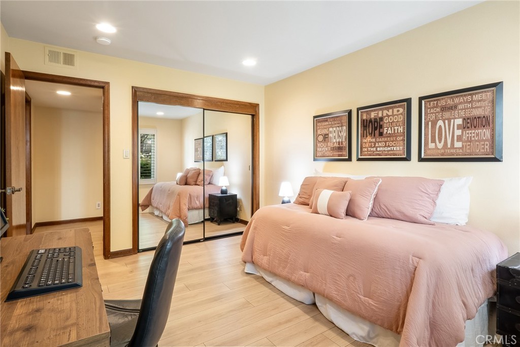 6272 Riviera Circle Long Beach, CA 90815 - Photo 26 of 52