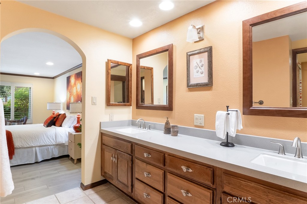 6272 Riviera Circle Long Beach, CA 90815 - Photo 31 of 52