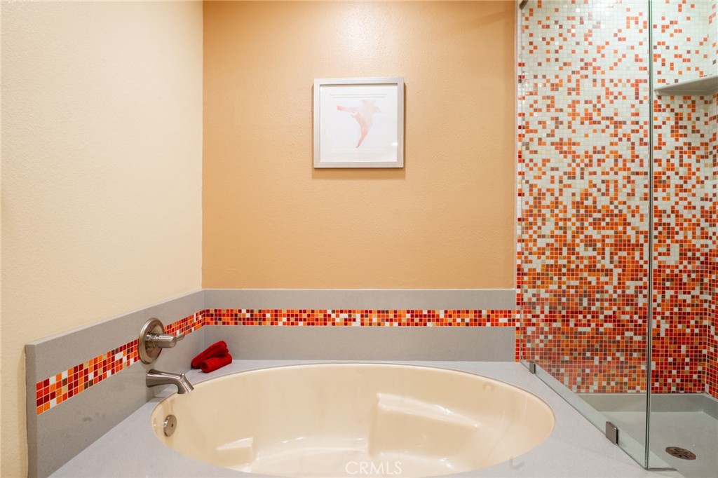 6272 Riviera Circle Long Beach, CA 90815 - Photo 33 of 52