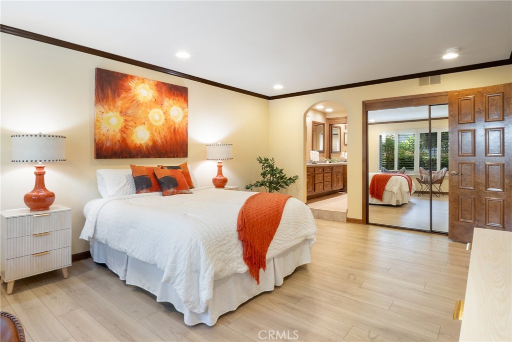 6272 Riviera Circle Long Beach, CA 90815 - Photo 4 of 52