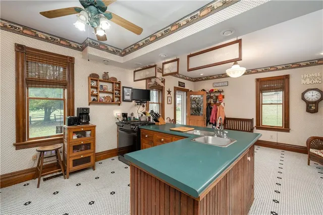 $529,900 | 227 Aggas Road, West Sunbury, PA 16061