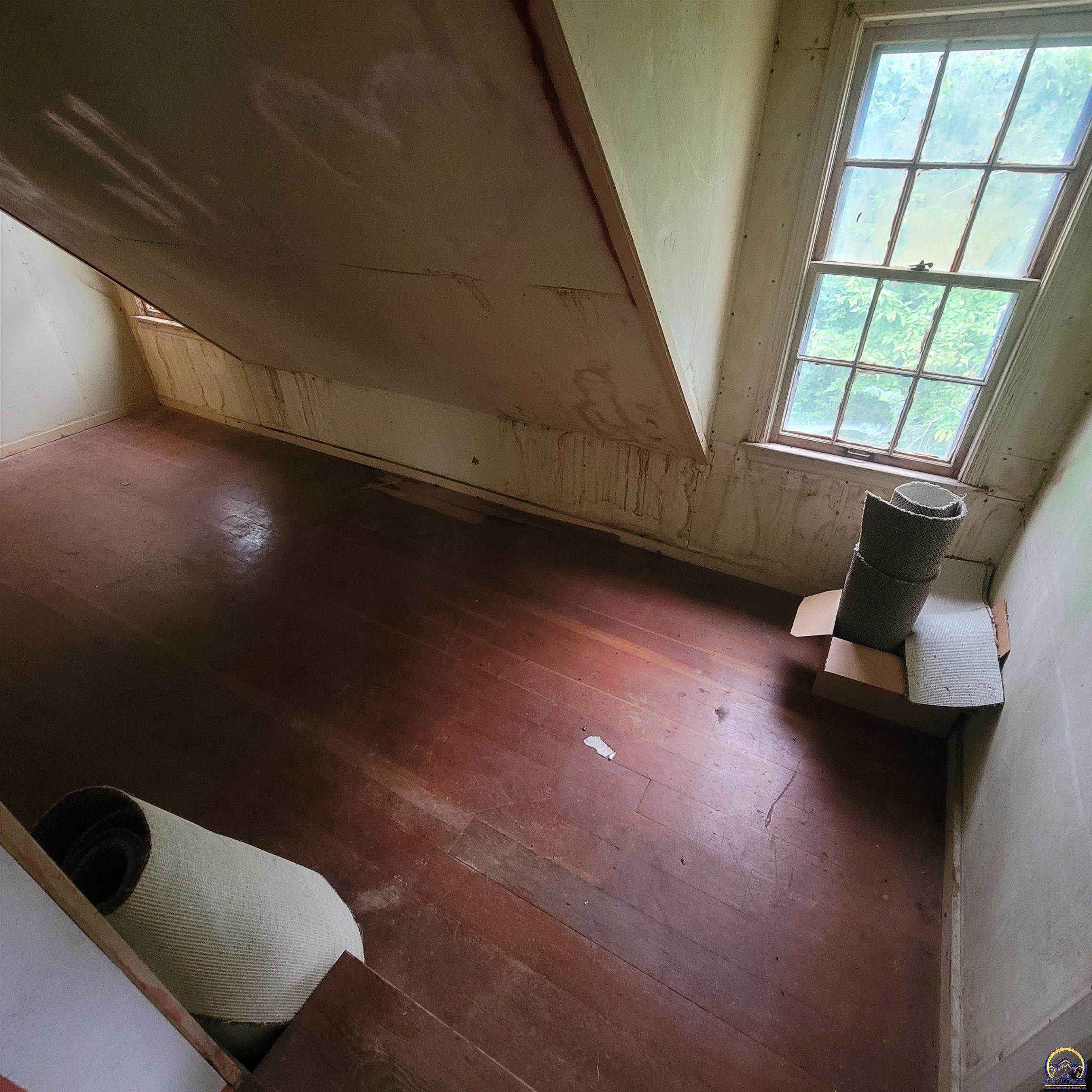 4432 Northeast Indian Creek Road Topeka, KS 66617 - Photo 20 of 29