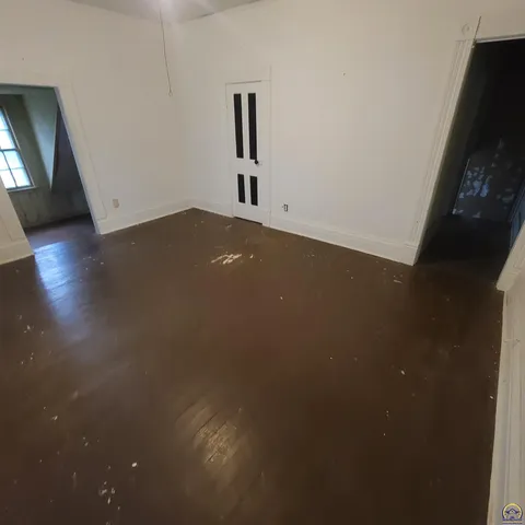 $380,000 | 4432 Northeast Indian Creek Road, Topeka, KS 66617