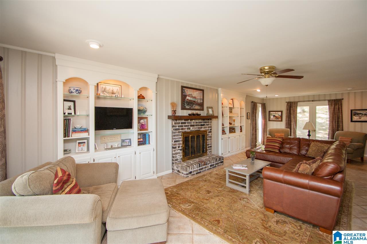 3425 Springhill Road Birmingham, AL 35223 - Photo 3 of 23