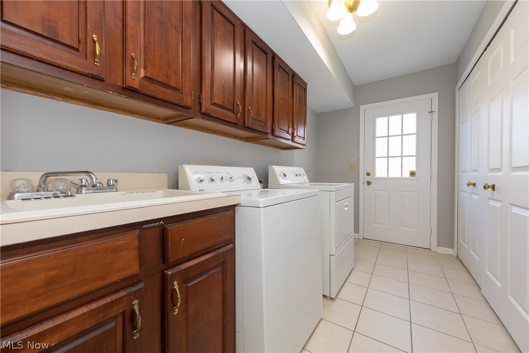 32099 Pinetree Road Pepper Pike, OH 44124 - Photo 18 of 35