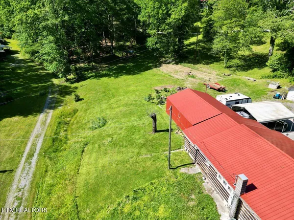 $170,000 | 180 Stevenson Bridge Road, Middlesboro, KY 40965