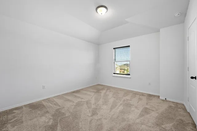 $2,000 | 6204 Conestoga Wagon Way, Del Valle, TX 78617