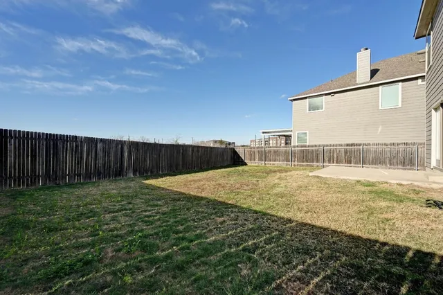 $2,000 | 6204 Conestoga Wagon Way, Del Valle, TX 78617