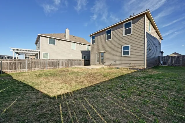 $2,000 | 6204 Conestoga Wagon Way, Del Valle, TX 78617