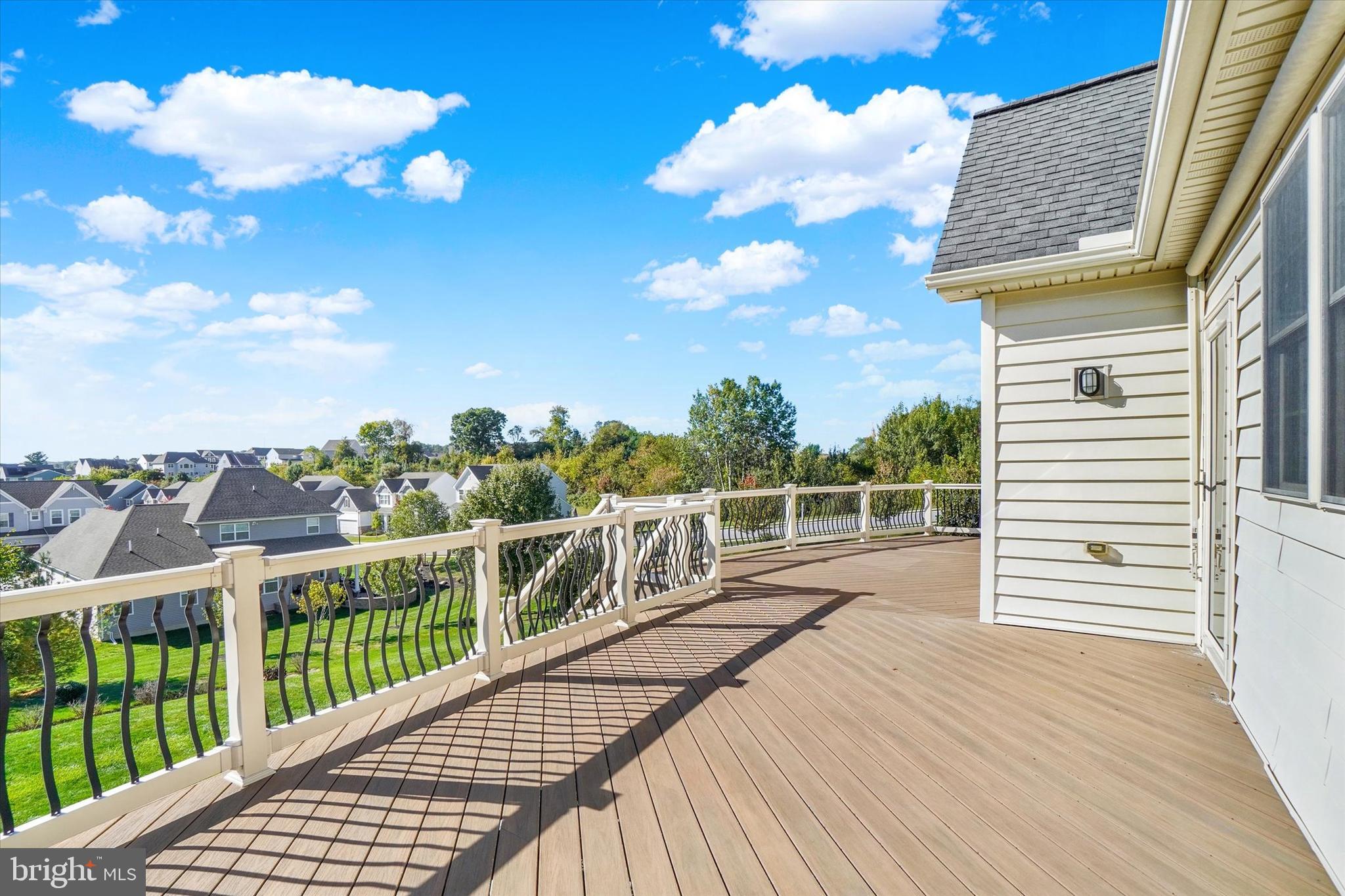 639 Chestnut Hill Road York, PA 17402 - Photo 14 of 56 Deck View