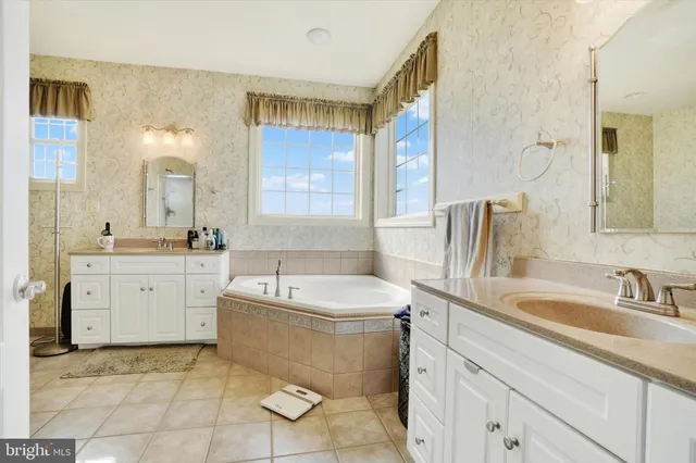 $650,000 | 639 Chestnut Hill Road, York, PA 17402