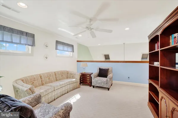 $639,900 | 639 Chestnut Hill Road, York, PA 17402