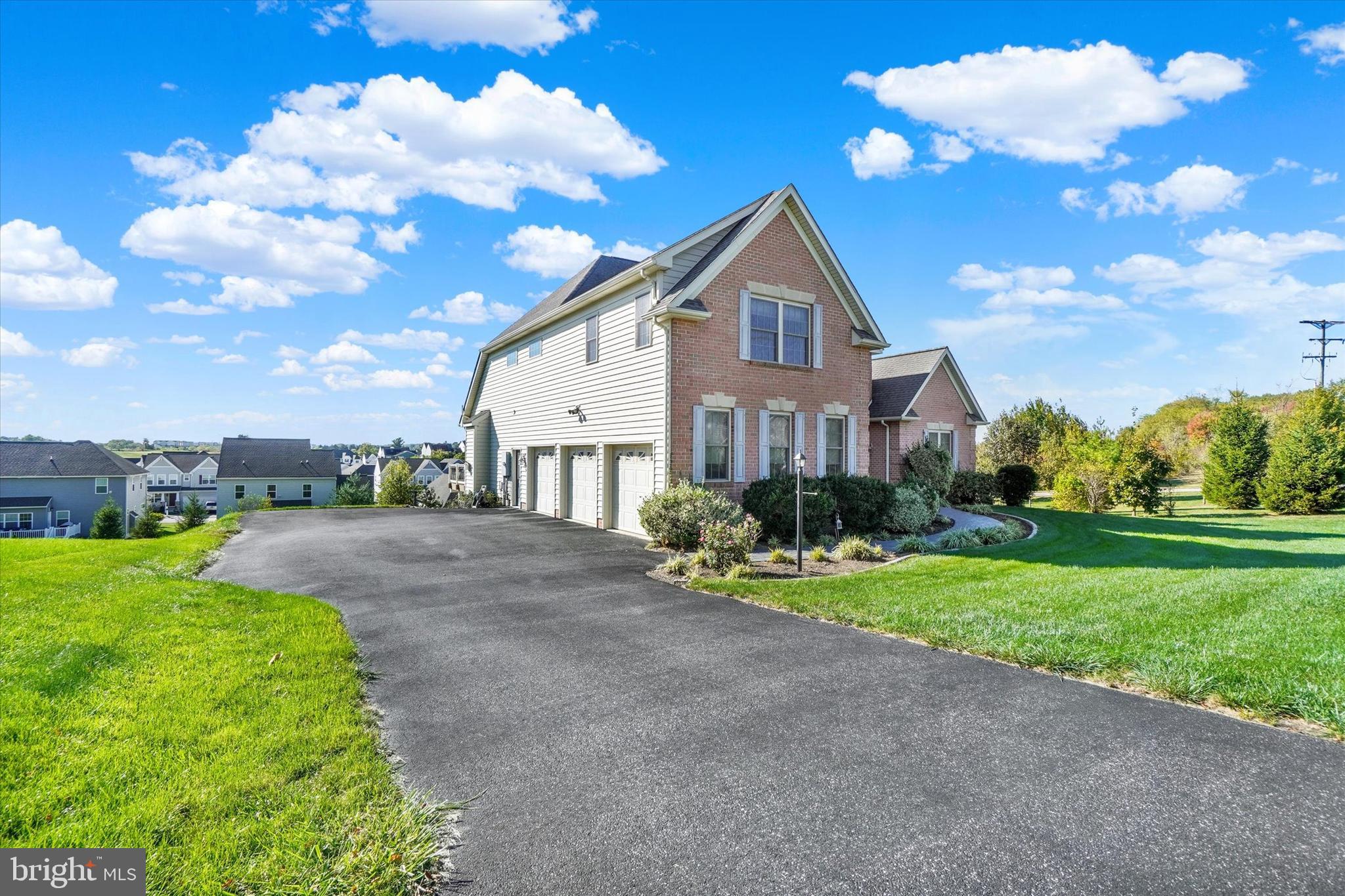 639 Chestnut Hill Road York, PA 17402 - Photo 44 of 56 Ample Driveway Space
