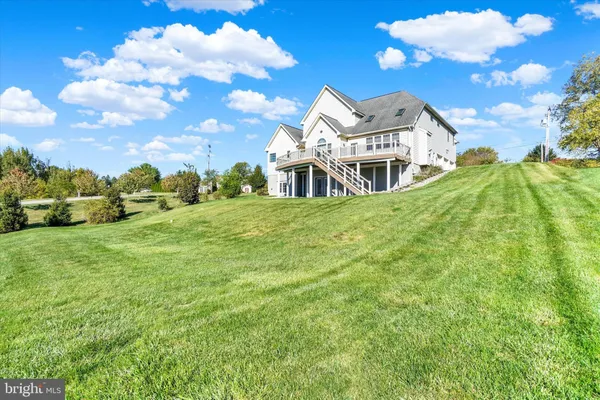 $639,900 | 639 Chestnut Hill Road, York, PA 17402