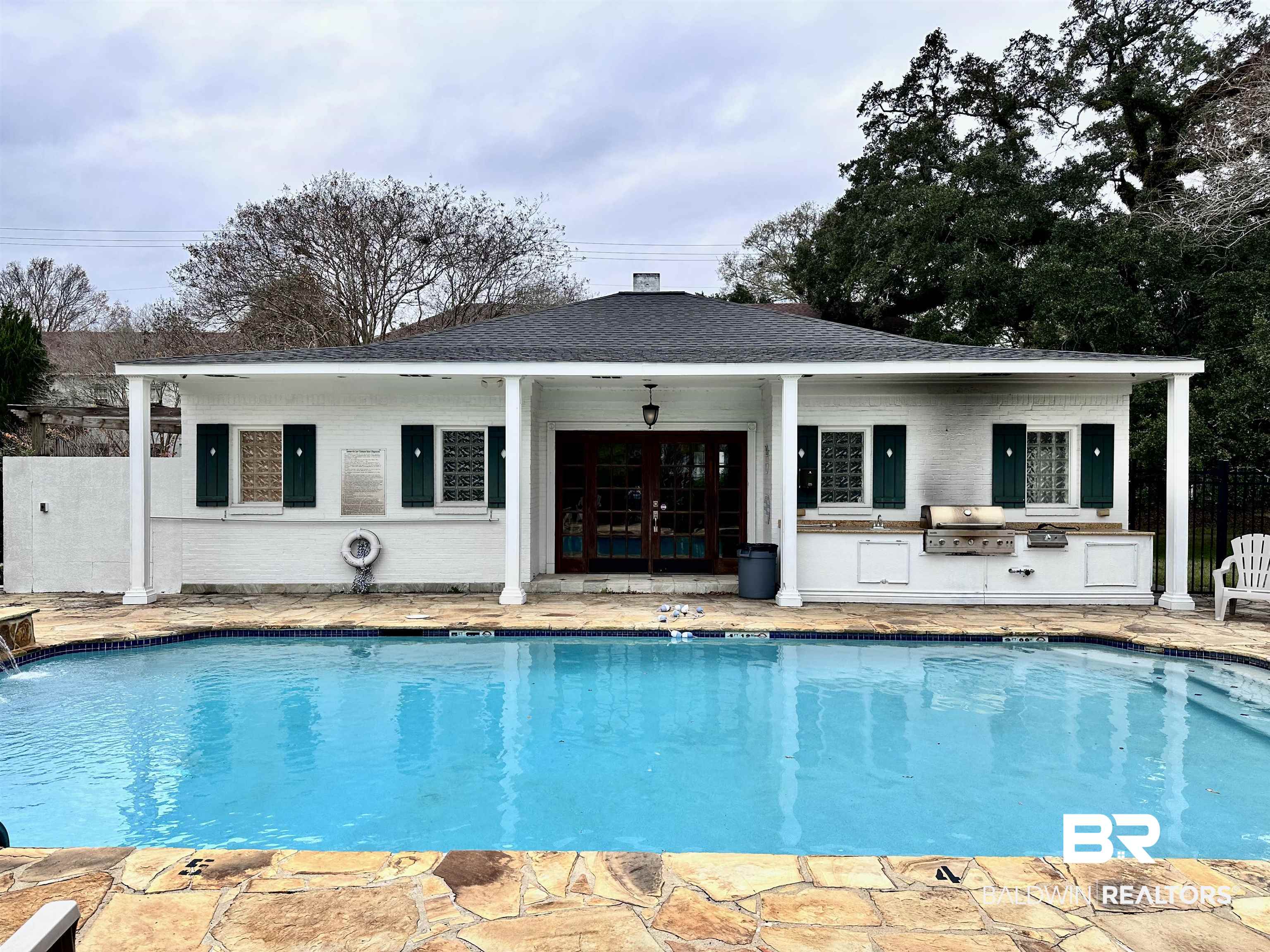214 Upham Street, Unit 17D Mobile, AL 36607 - Photo 23 of 32