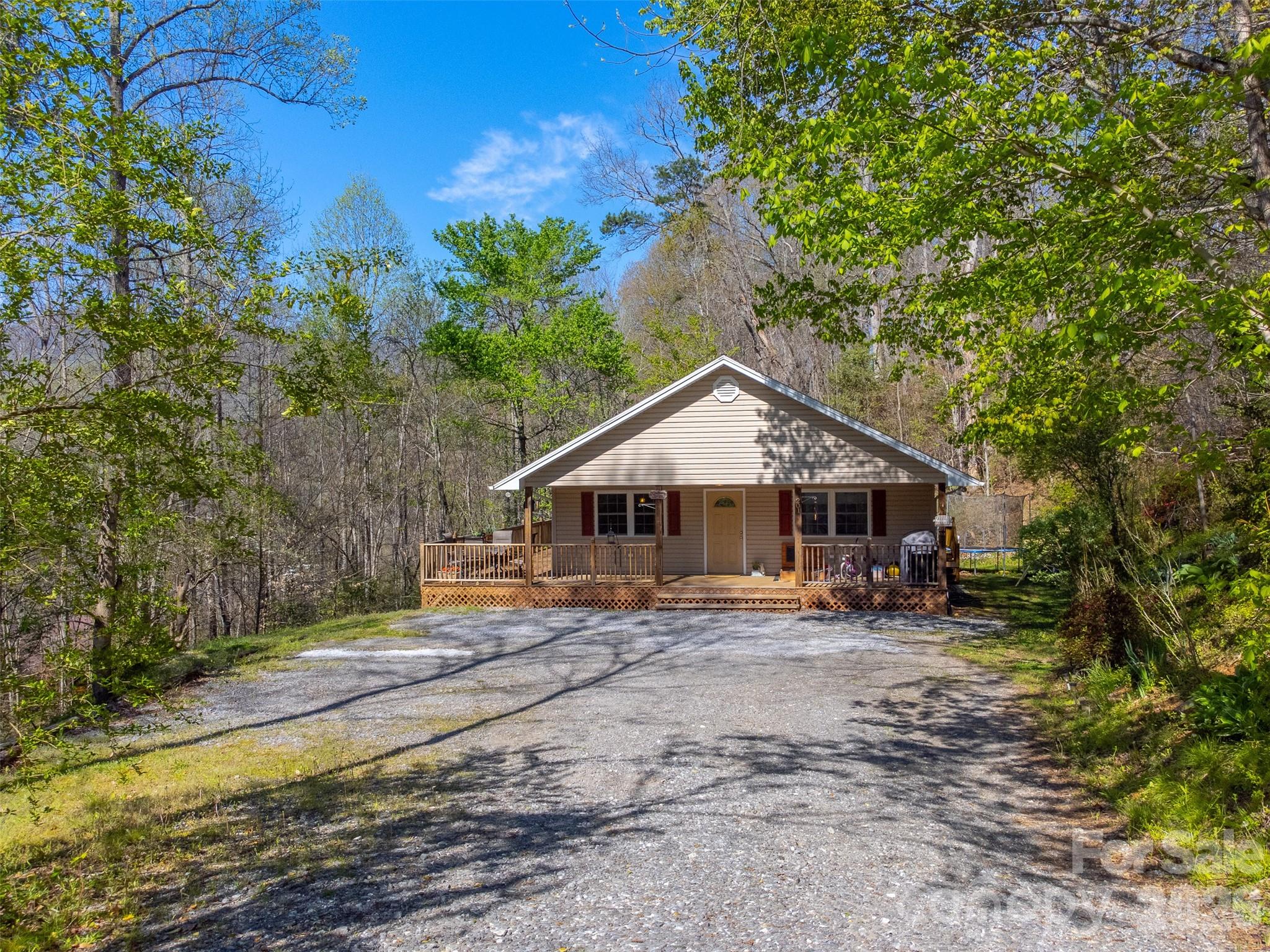 201 Wind Crest Ridge Sylva, NC 28779 - Photo 3 of 42