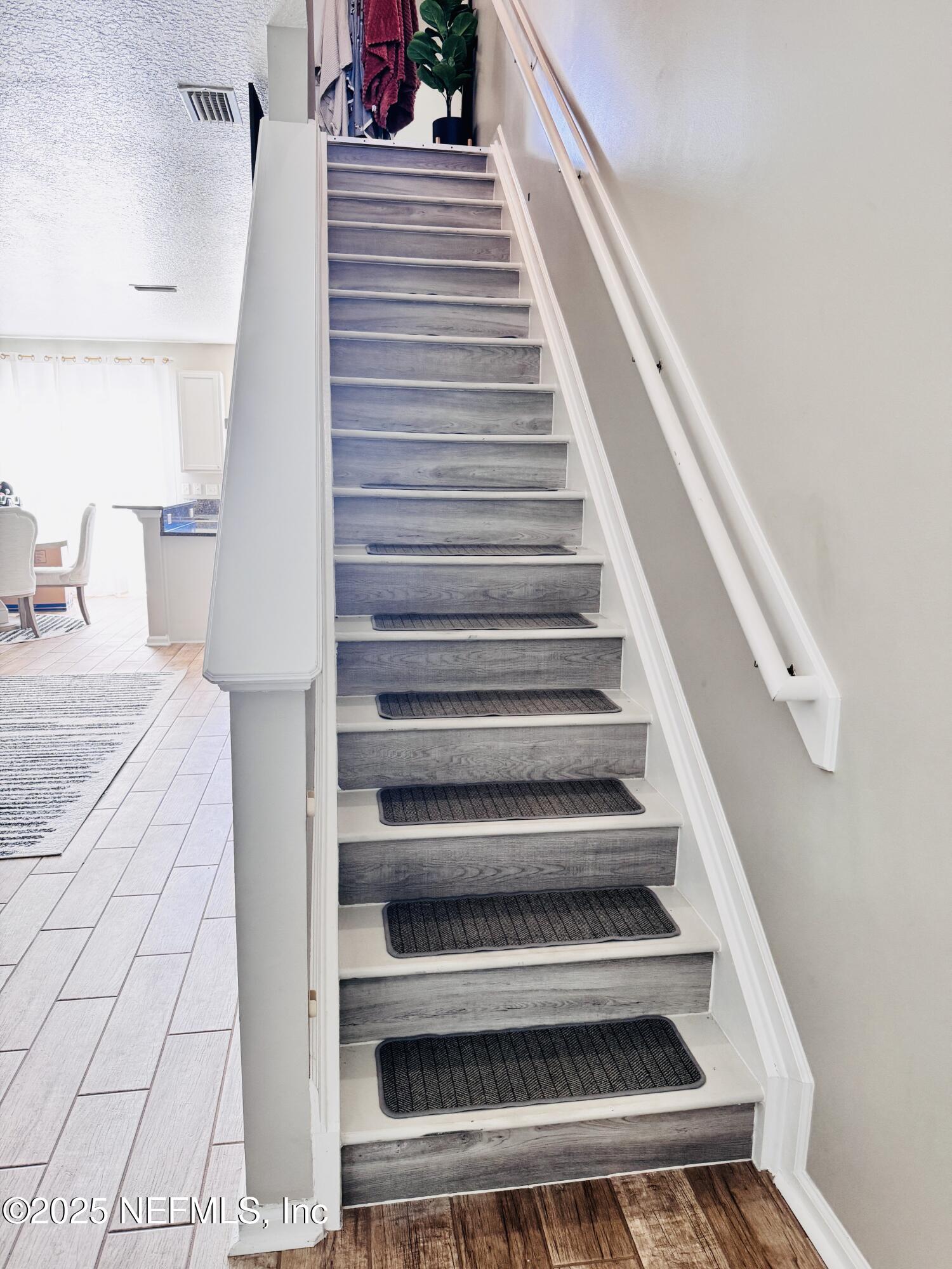 8882 Shell Island Drive Jacksonville, FL 32216 - Photo 8 of 15 a view of entryway and hall