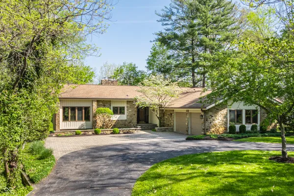 $560,000 | 6366 East 116th Street, Fishers, IN 46038