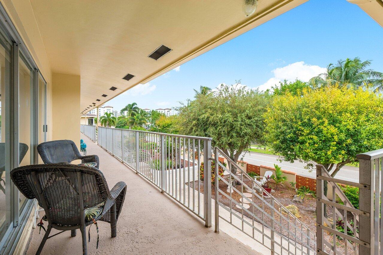 371 Southwest 8th Street, Unit 2BW Boca Raton, FL 33432 - Photo 3 of 29 Balcony