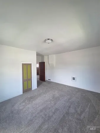 $259,000 | 986 Columbia Street, Pomeroy, WA 99347