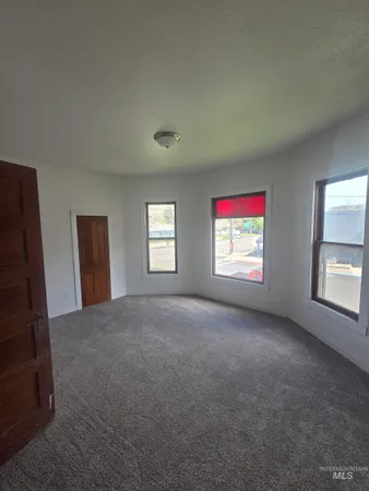 $259,000 | 986 Columbia Street, Pomeroy, WA 99347