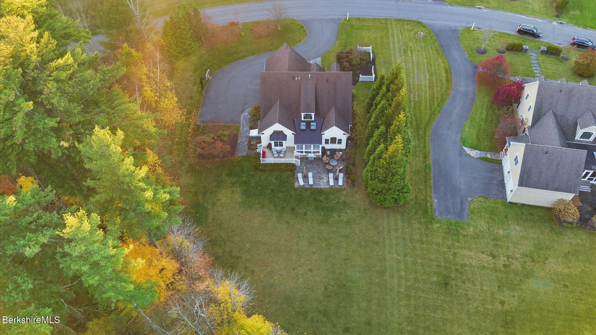4 Stoneledge Road Lenox, MA 01240 - Photo 53 of 54 55_4_Stoneledge_Rd_Lenox_MA_01240_USA_-_