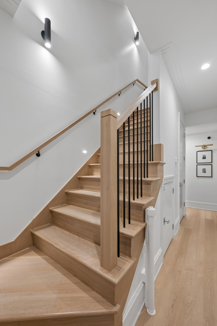 1940 North Mohawk Street, Unit 1 Chicago, IL 60614 - Photo 14 of 27