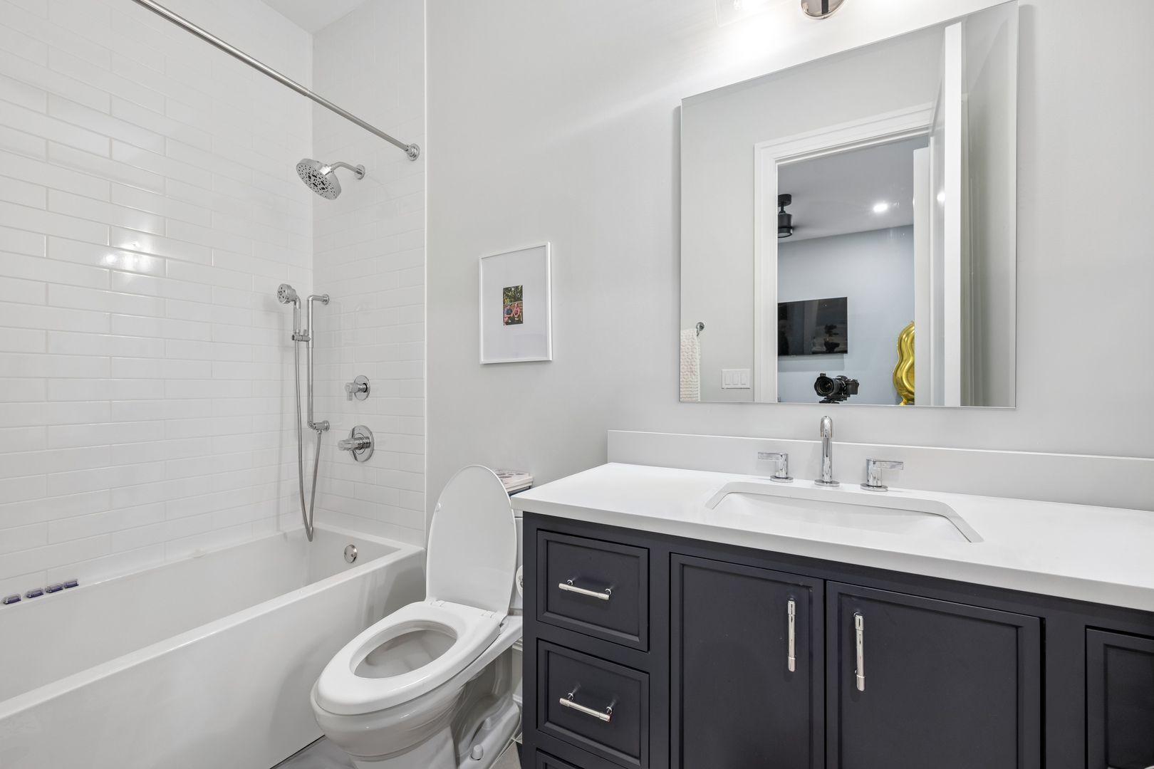 1940 North Mohawk Street, Unit 1 Chicago, IL 60614 - Photo 24 of 27