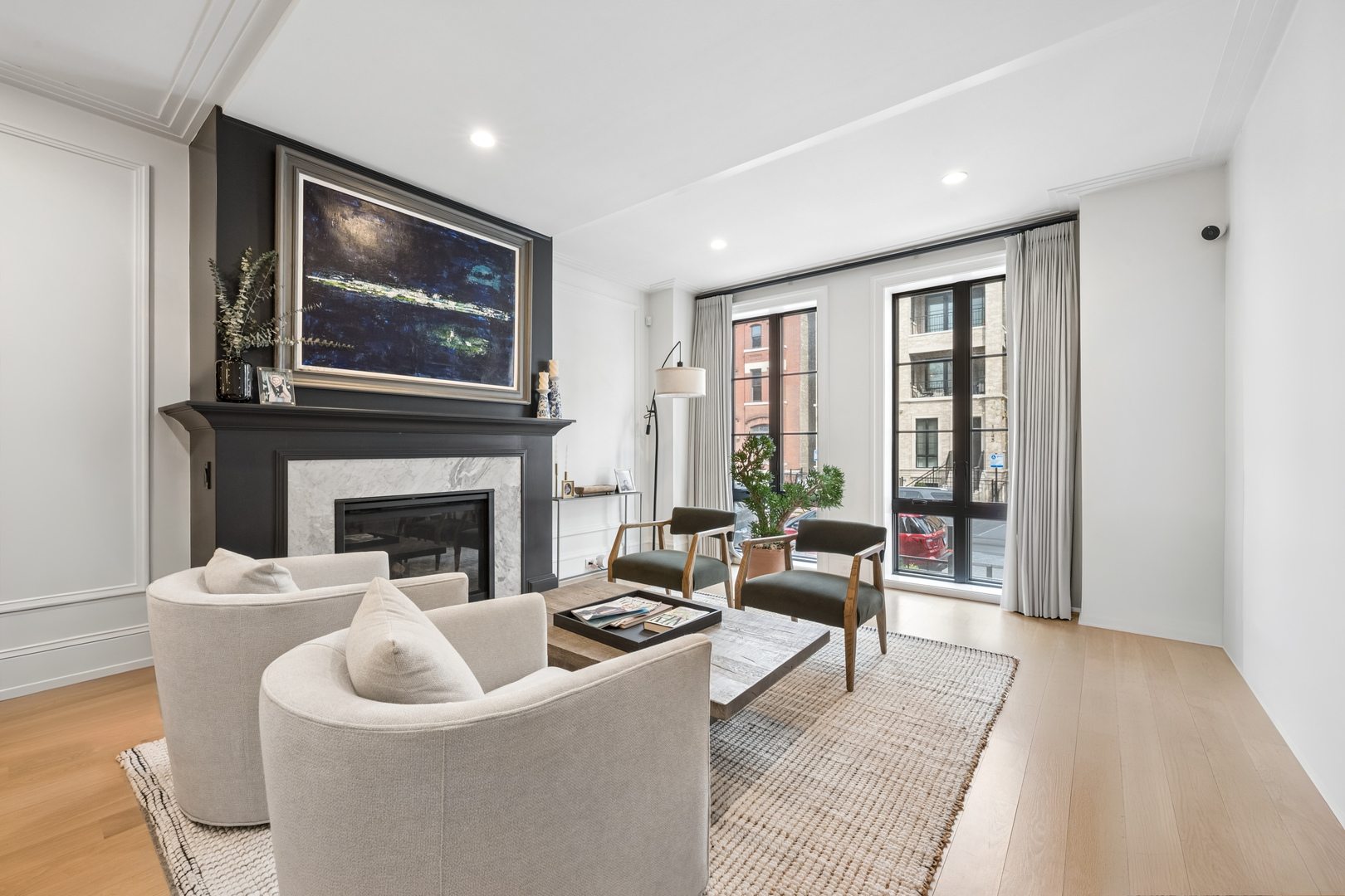 1940 North Mohawk Street, Unit 1 Chicago, IL 60614 - Photo 8 of 27