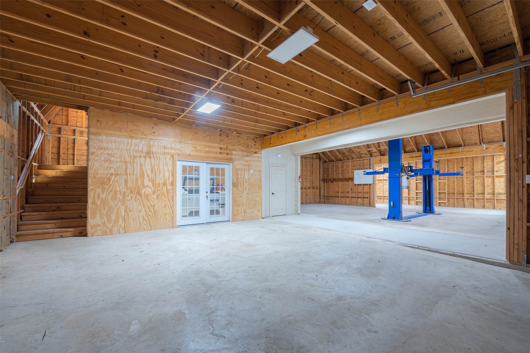 3705 Cabo Road League City, TX 77573 - Photo 37 of 43 a view of an empty room with a fireplace