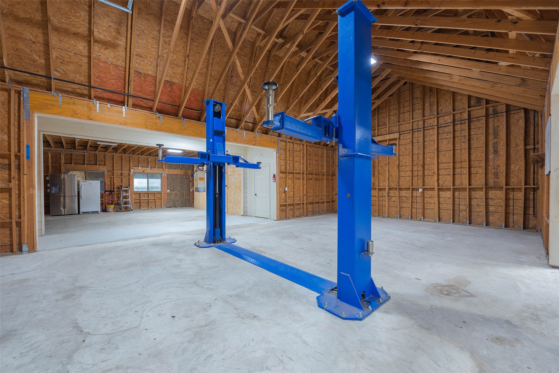 3705 Cabo Road League City, TX 77573 - Photo 40 of 43 a view of a street with an empty room