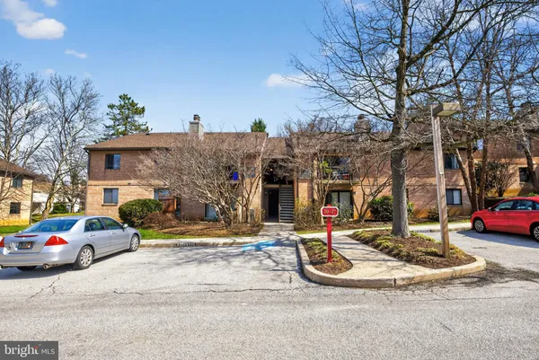 $350,000 | 23 Le Forge Court, Unit 23, Chesterbrook, PA 19087