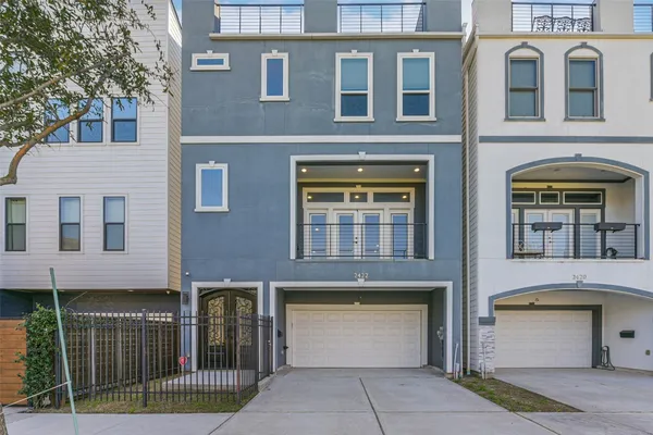 $3,200 | 2422 Hadley Street, Houston, TX 77004