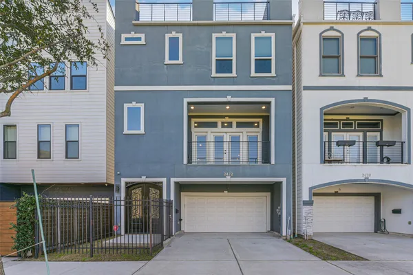 $3,200 | 2422 Hadley Street, Houston, TX 77004