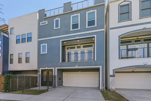 $3,200 | 2422 Hadley Street, Houston, TX 77004