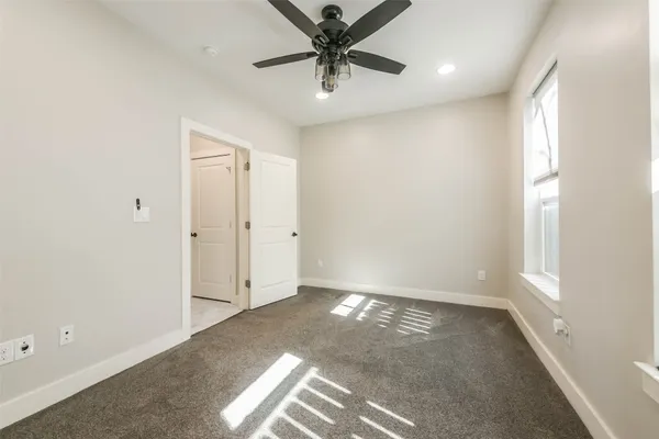 $3,200 | 2422 Hadley Street, Houston, TX 77004