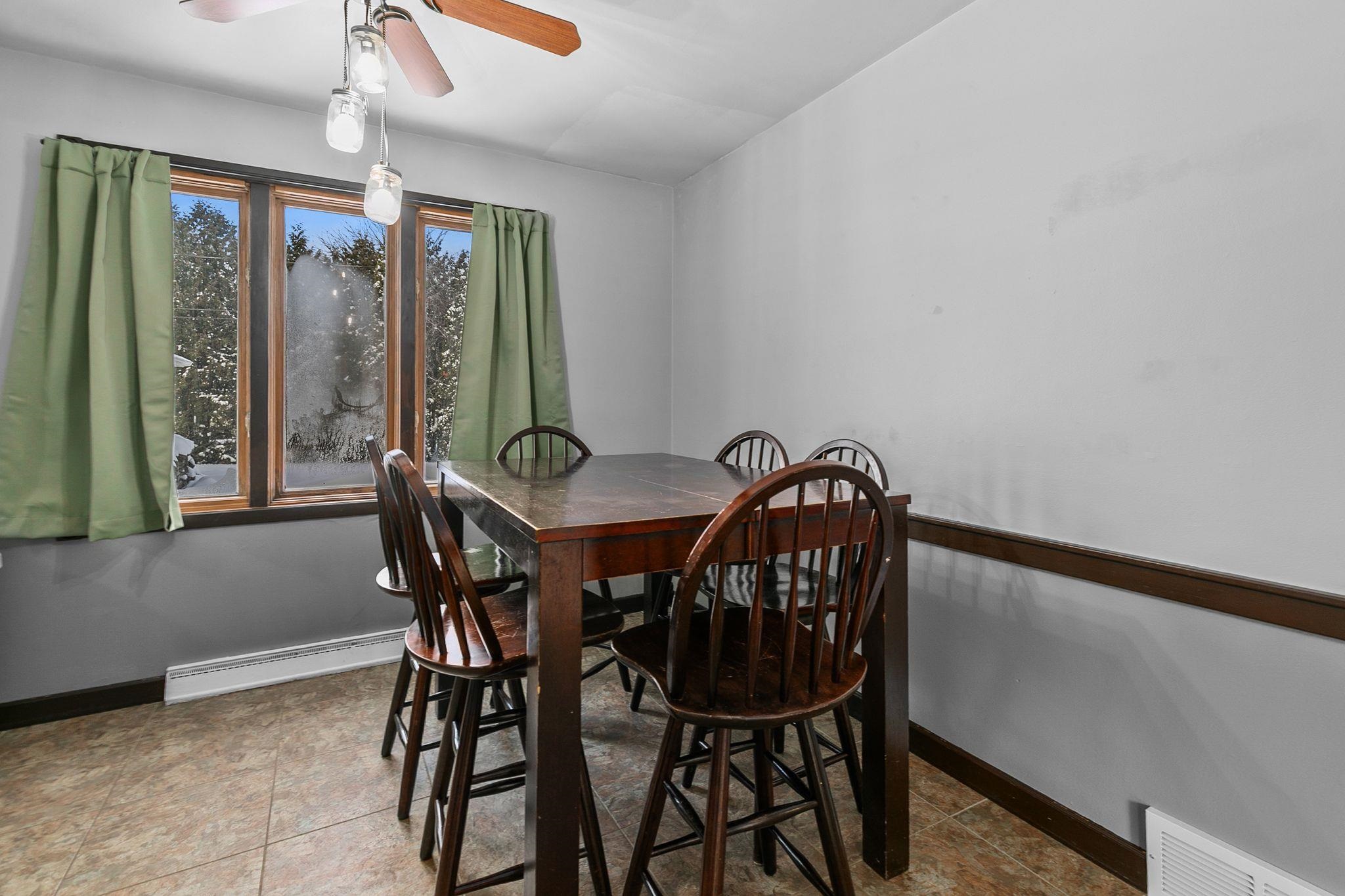 3439 North Story Street Appleton, WI 54914 - Photo 11 of 26