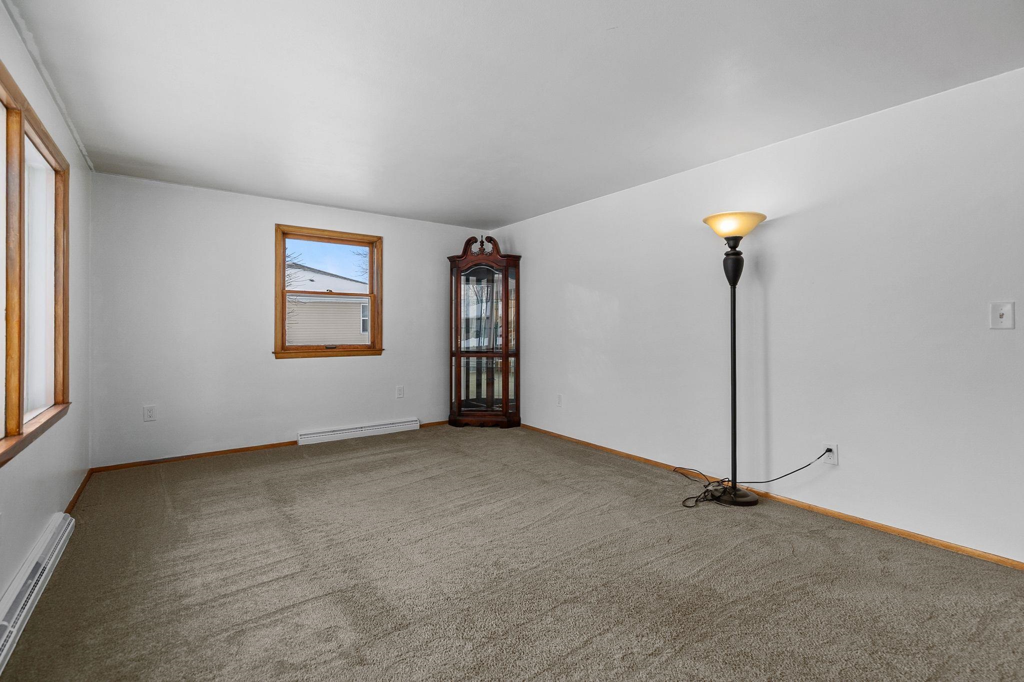 3439 North Story Street Appleton, WI 54914 - Photo 5 of 26