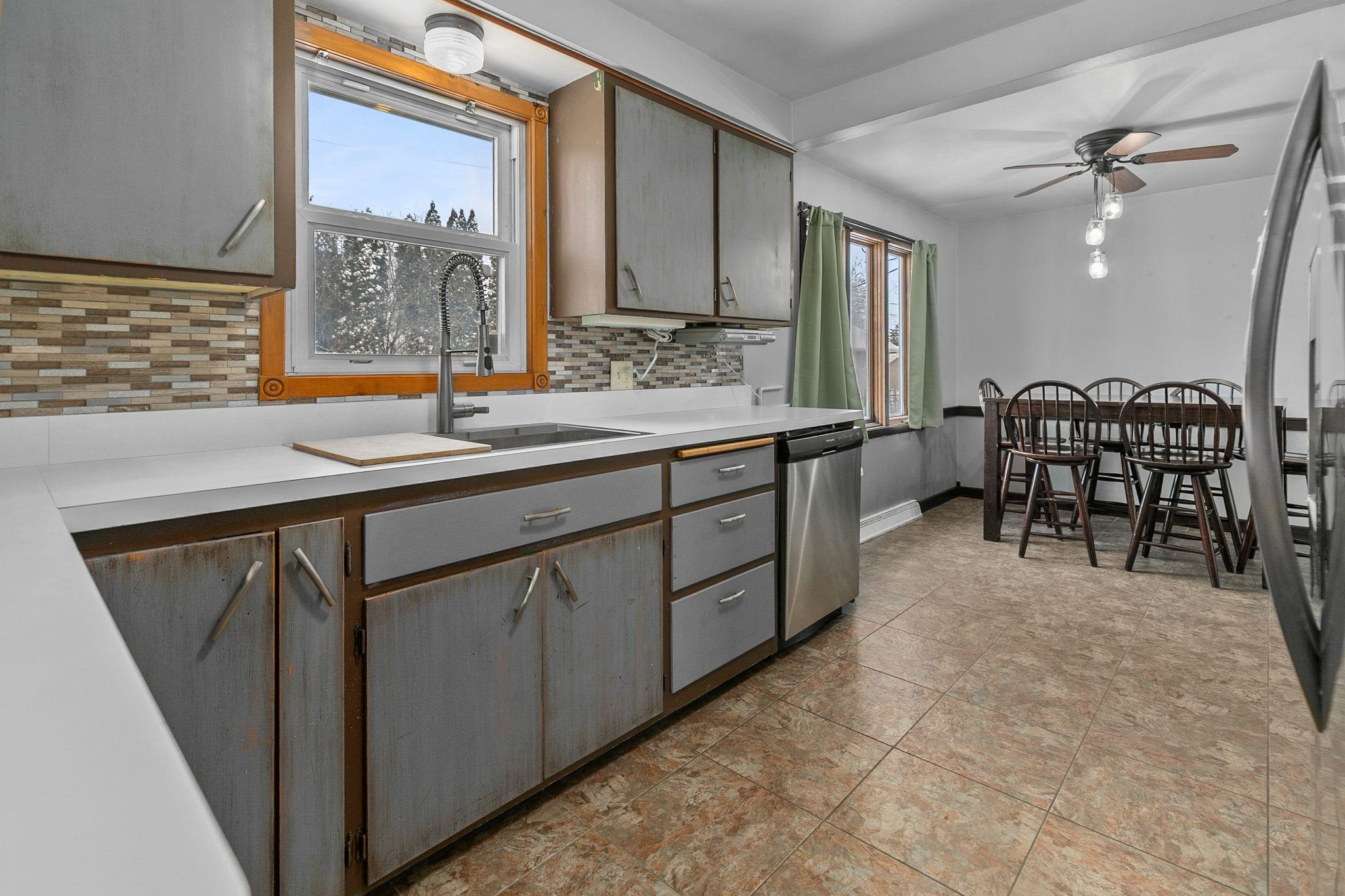 3439 North Story Street Appleton, WI 54914 - Photo 7 of 26