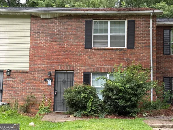 $89,000 | 1961 Whitehall Forest Court Southeast, Atlanta, GA 30316