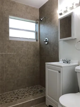 $1,800 | 2362 Northwest 34th Street, Unit 2, Miami, FL 33142