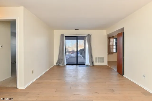 $2,500 | 290 Alpine Way, Woodbridge, NJ 07095