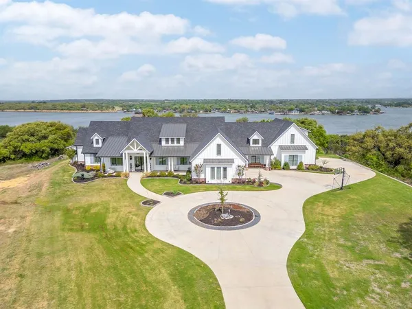$2,950,000 | 8070 Brownie Luker Boulevard, Granbury, TX 76048